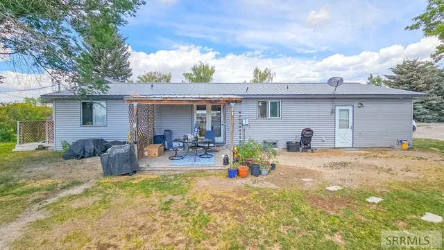 $315,000 | 2977 Interstate Avenue, Arco, ID 83213