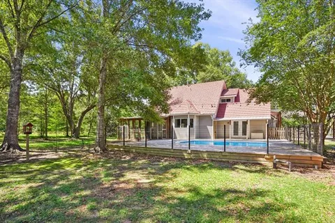 $525,000 | 28555 Persimmon Lane, Abita Springs, LA 70420
