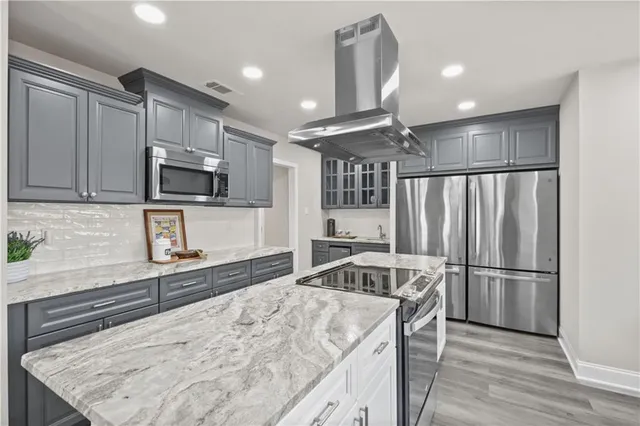 $555,000 | 28555 Persimmon Lane, Abita Springs, LA 70420