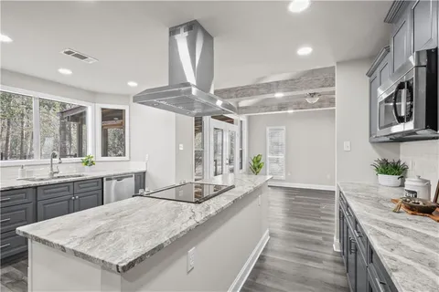 $555,000 | 28555 Persimmon Lane, Abita Springs, LA 70420