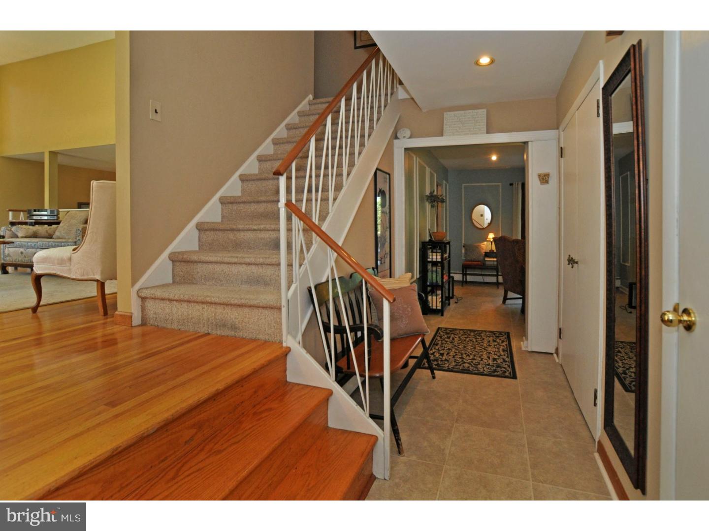 527 Davis Road Cheltenham, PA 19012 - Photo 13 of 25 Foyer