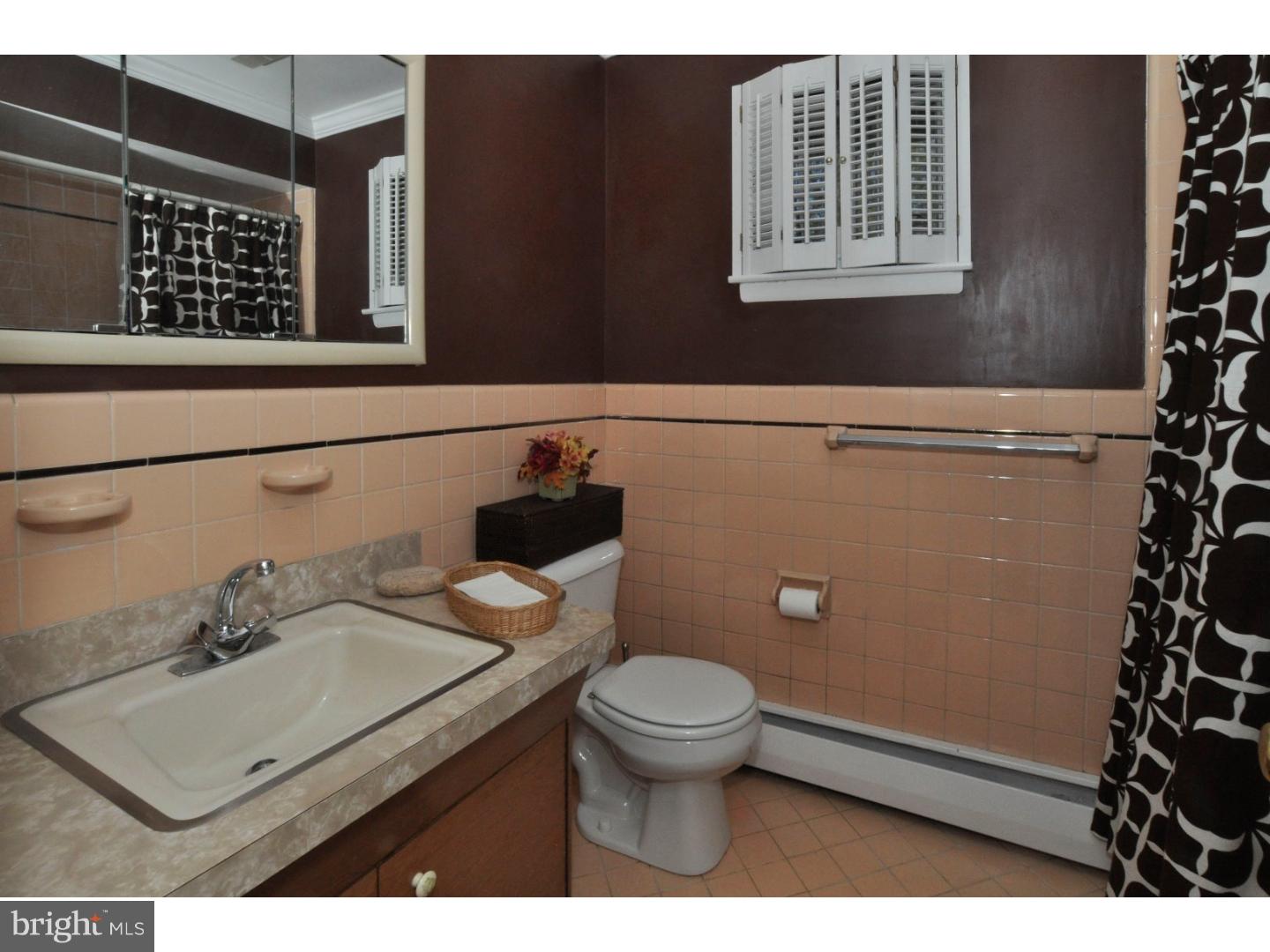 527 Davis Road Cheltenham, PA 19012 - Photo 18 of 25 Bathroom