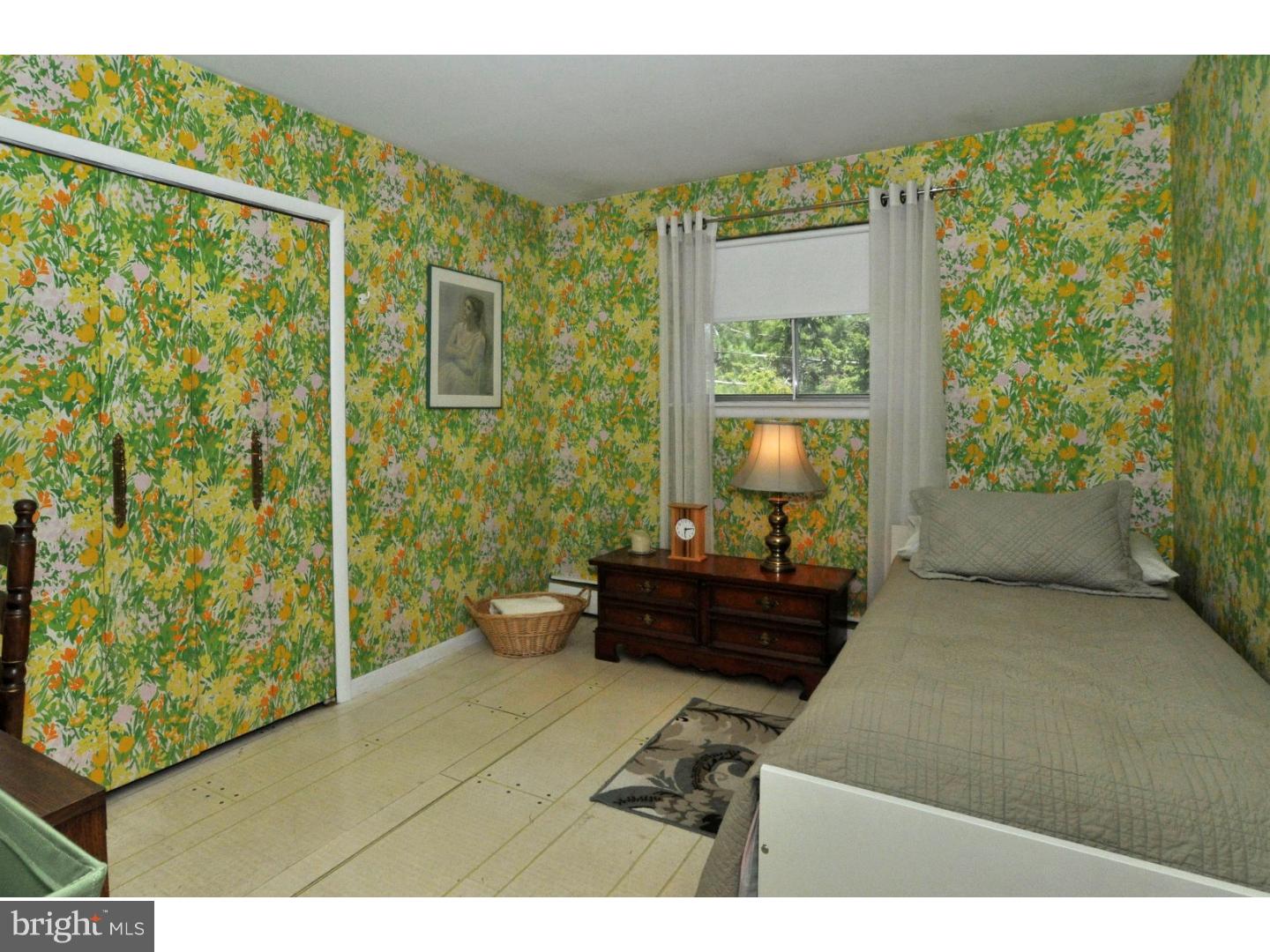 527 Davis Road Cheltenham, PA 19012 - Photo 20 of 25 Bedroom 4