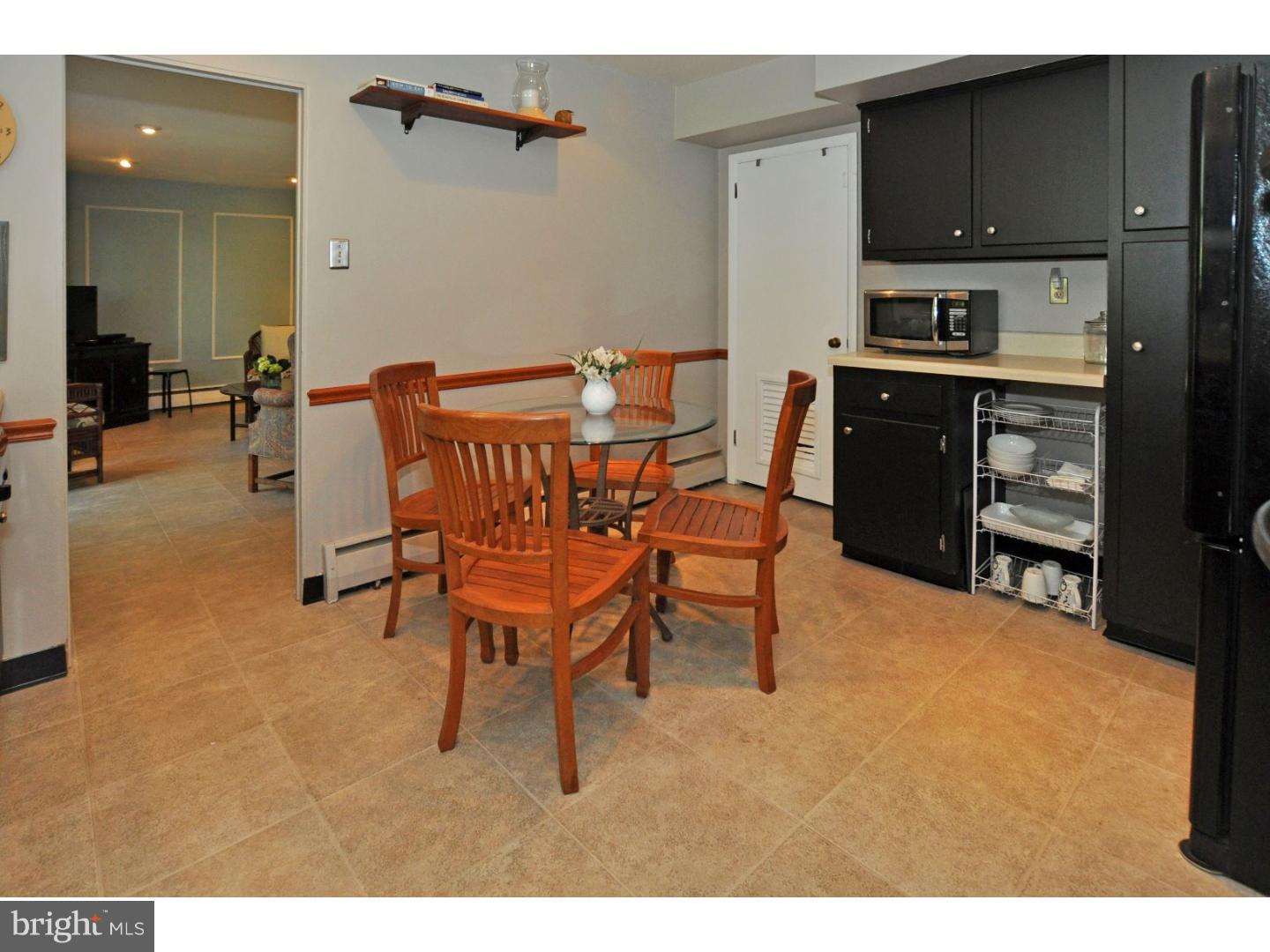 527 Davis Road Cheltenham, PA 19012 - Photo 10 of 25 Kitchen