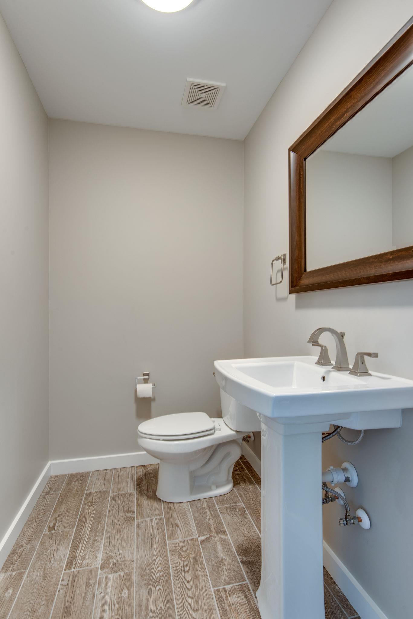 11494 Patterson Road Rockvale, TN 37153 - Photo 20 of 30 half bath