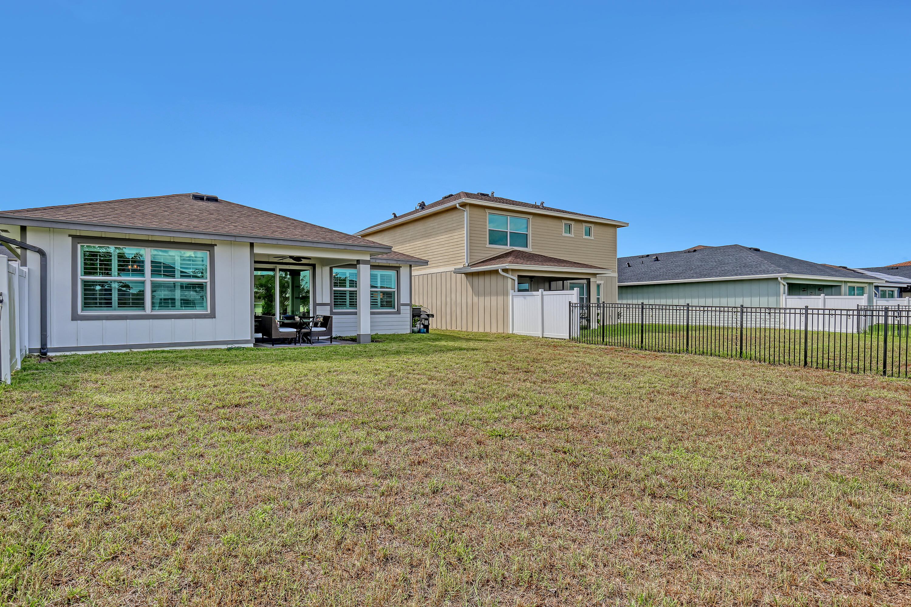 1326 Arrowhead Point Road Loxahatchee, FL 33470 - Photo 27 of 38 1326 Arrowhead (33)