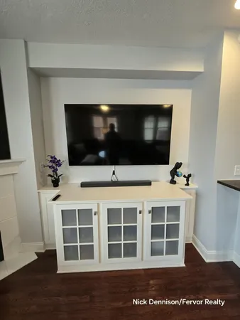 $290,000 | 613 South Grand Avenue, Lansing, MI 48933