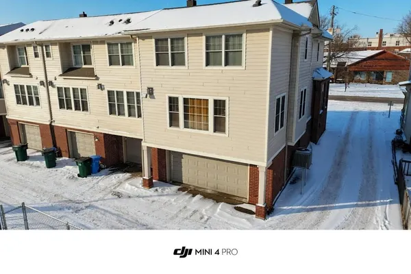 $290,000 | 613 South Grand Avenue, Lansing, MI 48933