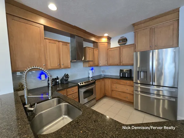 $290,000 | 613 South Grand Avenue, Lansing, MI 48933