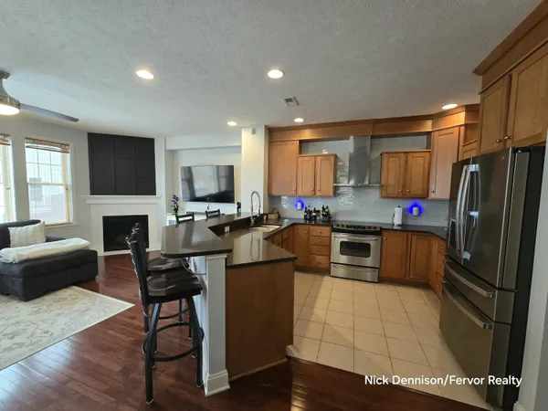 $290,000 | 613 South Grand Avenue, Lansing, MI 48933