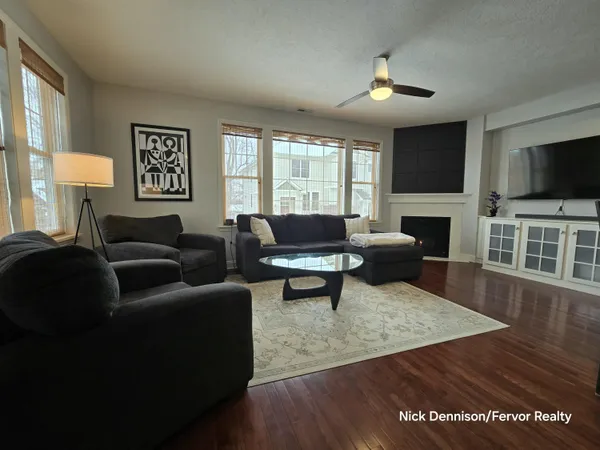 $290,000 | 613 South Grand Avenue, Lansing, MI 48933