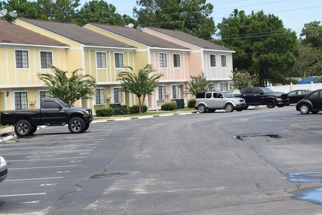 $165,900 | 1208 Pinegrove Drive, Unit H, Myrtle Beach, SC 29577