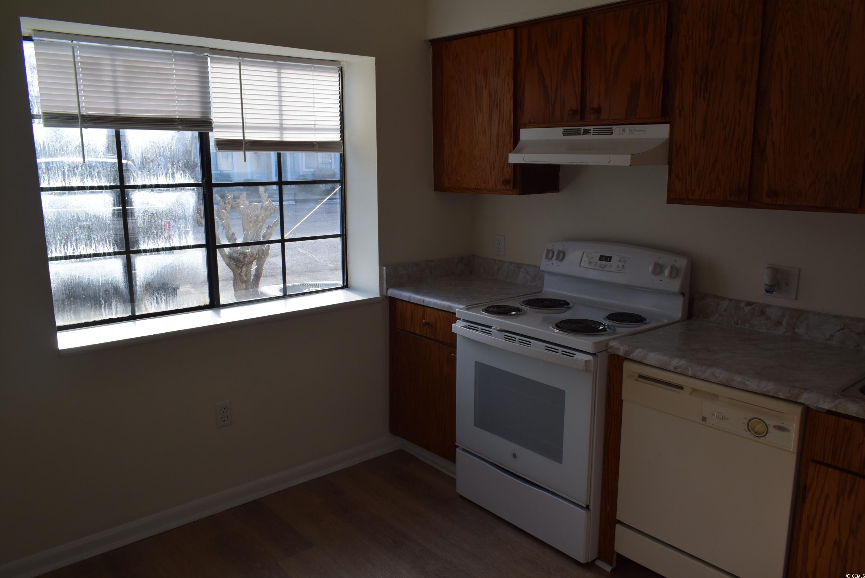 1208 Pinegrove Drive, Unit H Myrtle Beach, SC 29577 - Photo 8 of 18