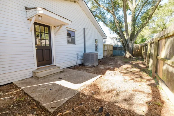 $245,000 | 2518 Daugherty Street, Waller, TX 77484