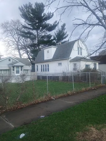 $115,000 | 12417 South Wentworth Avenue, Chicago, IL 60628