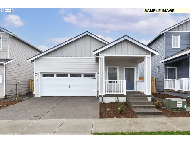 $469,900 | 1385 Owl Avenue, Woodburn, OR 97071