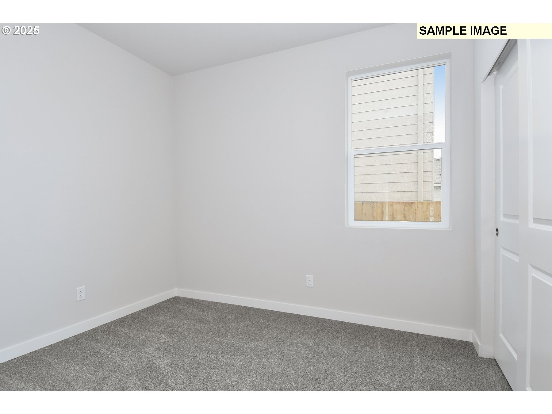 1385 Owl Avenue Woodburn, OR 97071 - Photo 12 of 15