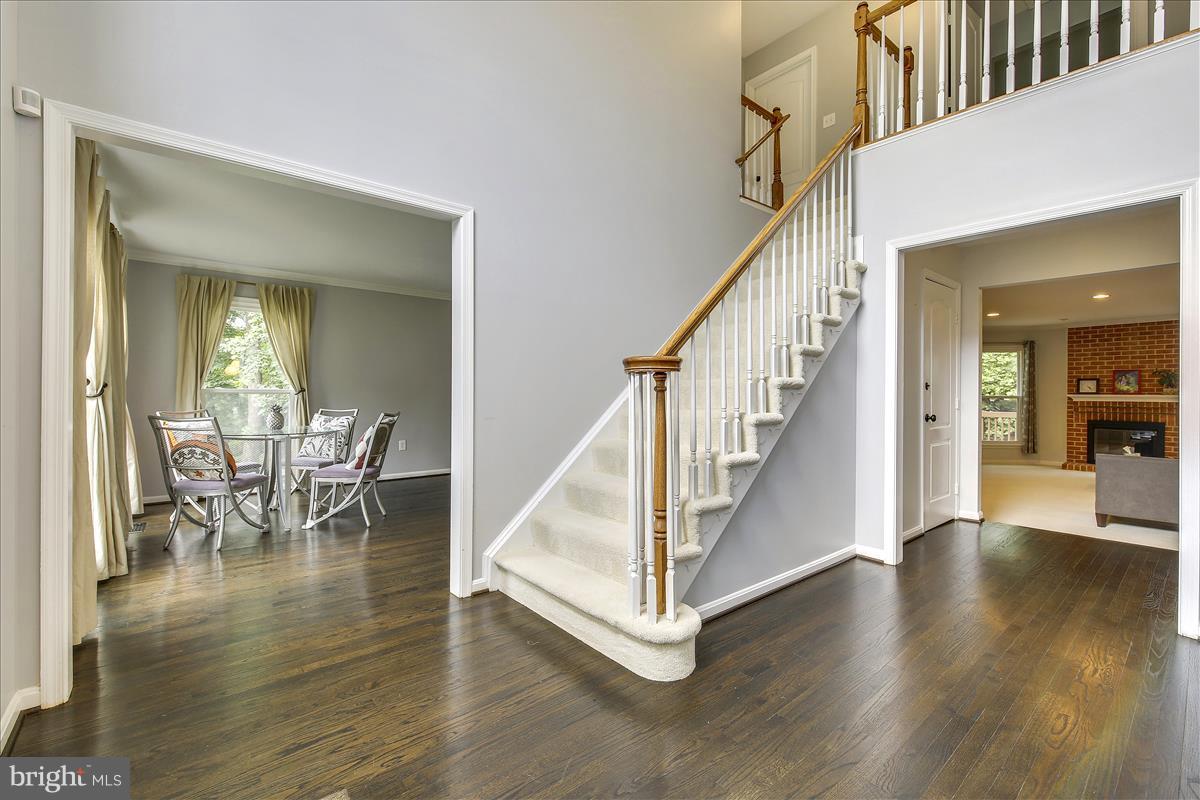 13121 Riviera Terrace Silver Spring, MD 20904 - Photo 3 of 30 Beautiful Center Hall