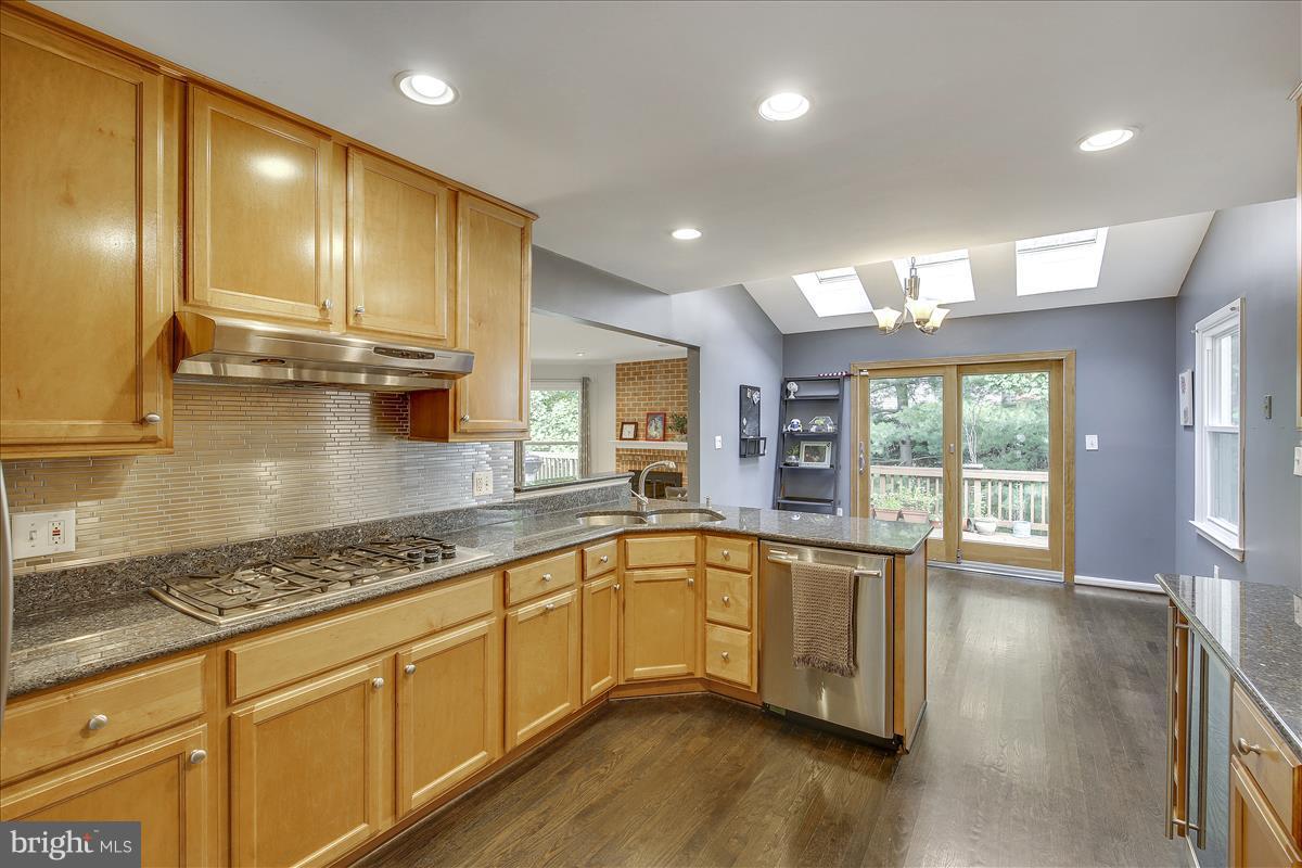 13121 Riviera Terrace Silver Spring, MD 20904 - Photo 8 of 30 A Chefs Dream