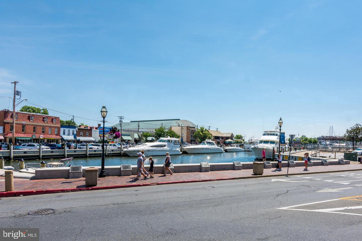 151 Duke Of Gloucester Street Annapolis, MD 21401 - Photo 26 of 28 a view of a street