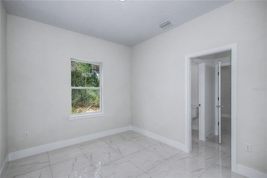 7845 Southwest 127th Loop Ocala, FL 34473 - Photo 16 of 43 Gallery Image 16