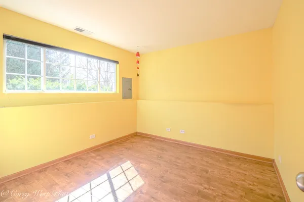 $265,000 | 497 East Willow Street, Elburn, IL 60119