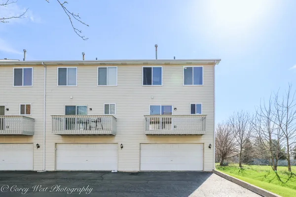 $265,000 | 497 East Willow Street, Elburn, IL 60119
