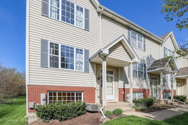 $265,000 | 497 East Willow Street, Elburn, IL 60119
