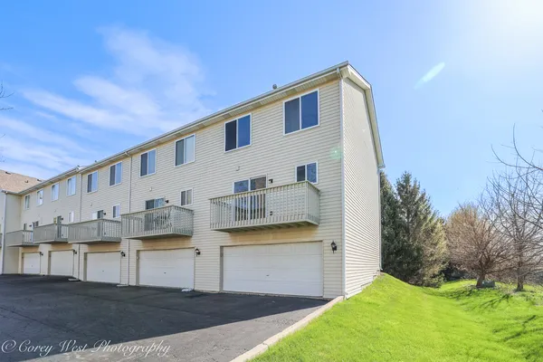 $265,000 | 497 East Willow Street, Elburn, IL 60119