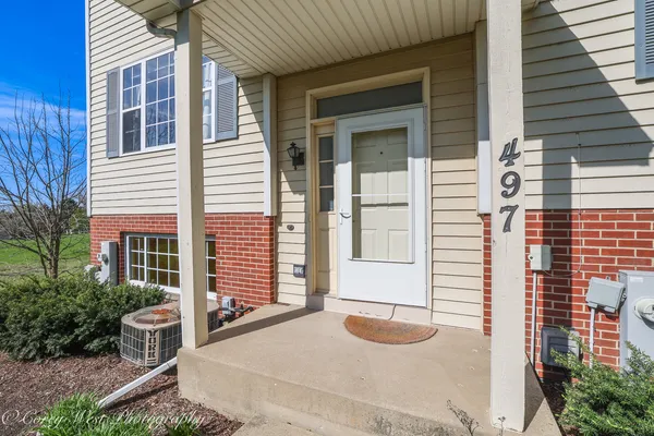$265,000 | 497 East Willow Street, Elburn, IL 60119