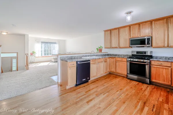 $265,000 | 497 East Willow Street, Elburn, IL 60119