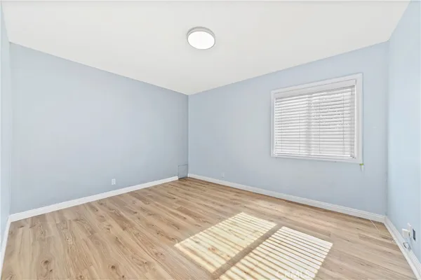 $5,750 | 5400 Columbus Avenue, Sherman Oaks, CA 91411