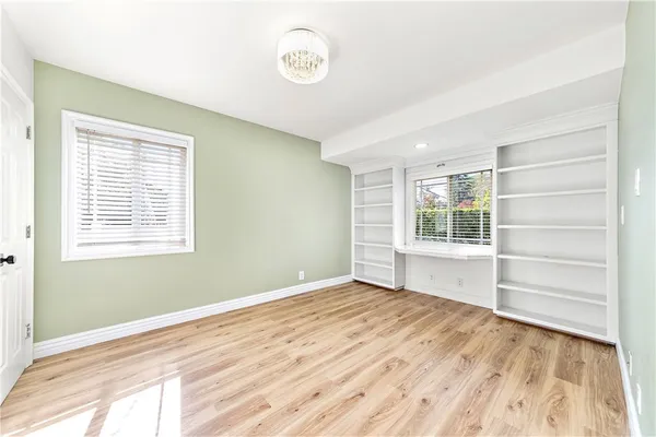 $5,750 | 5400 Columbus Avenue, Sherman Oaks, CA 91411