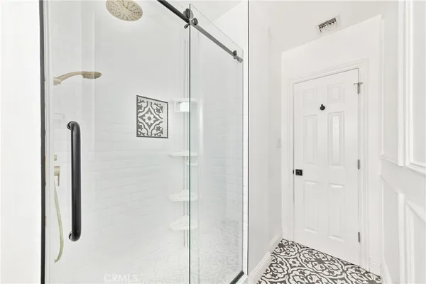 $5,750 | 5400 Columbus Avenue, Sherman Oaks, CA 91411