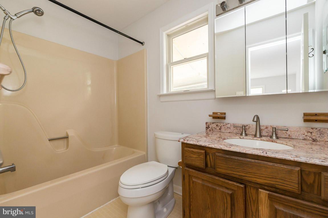 12 Montgomery Road Owings Mills, MD 21117 - Photo 13 of 29 Bath (Master)