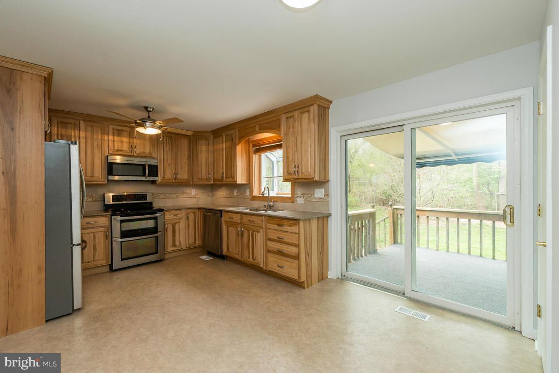 12 Montgomery Road Owings Mills, MD 21117 - Photo 9 of 29 Kitchen