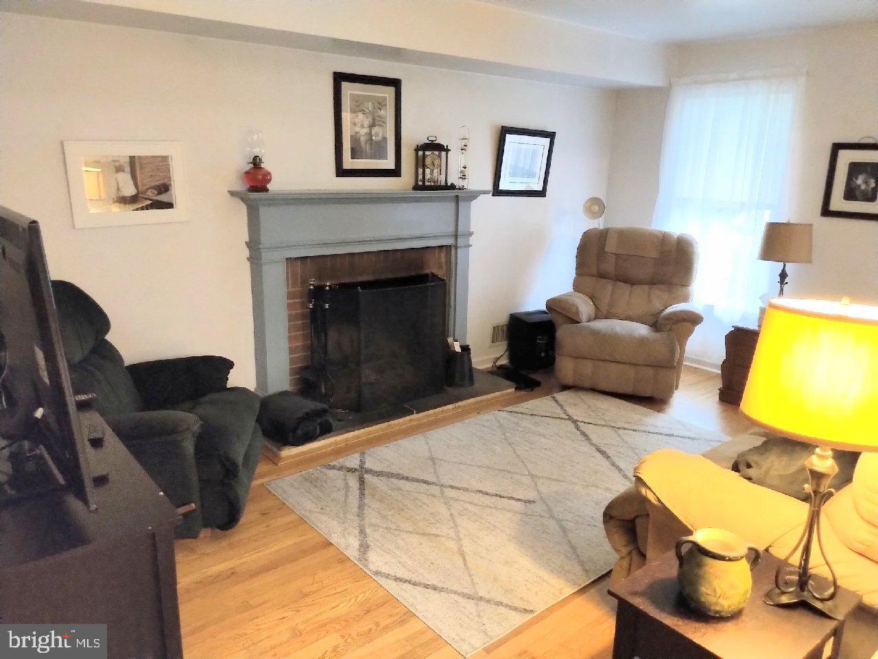17108 Whites Road Poolesville, MD 20837 - Photo 9 of 24