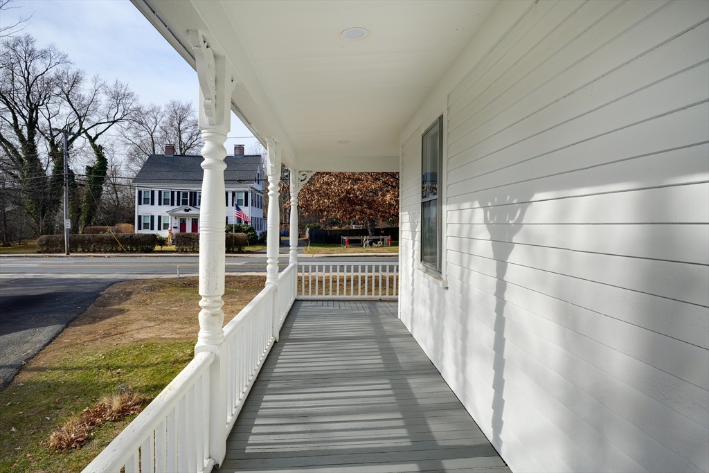 52 Concord Road Billerica, MA 01821 - Photo 2 of 40