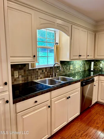 $335,000 | 1211 North Jordan Street, Carthage, MS 39051