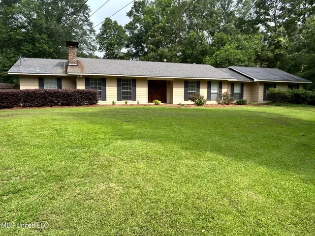 $335,000 | 1211 North Jordan Street, Carthage, MS 39051