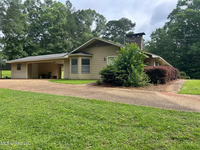 $335,000 | 1211 North Jordan Street, Carthage, MS 39051