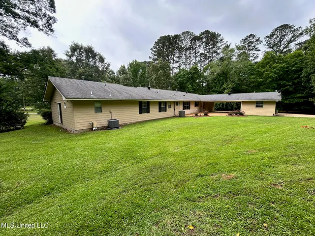 $335,000 | 1211 North Jordan Street, Carthage, MS 39051