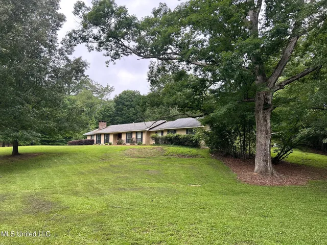 $335,000 | 1211 North Jordan Street, Carthage, MS 39051