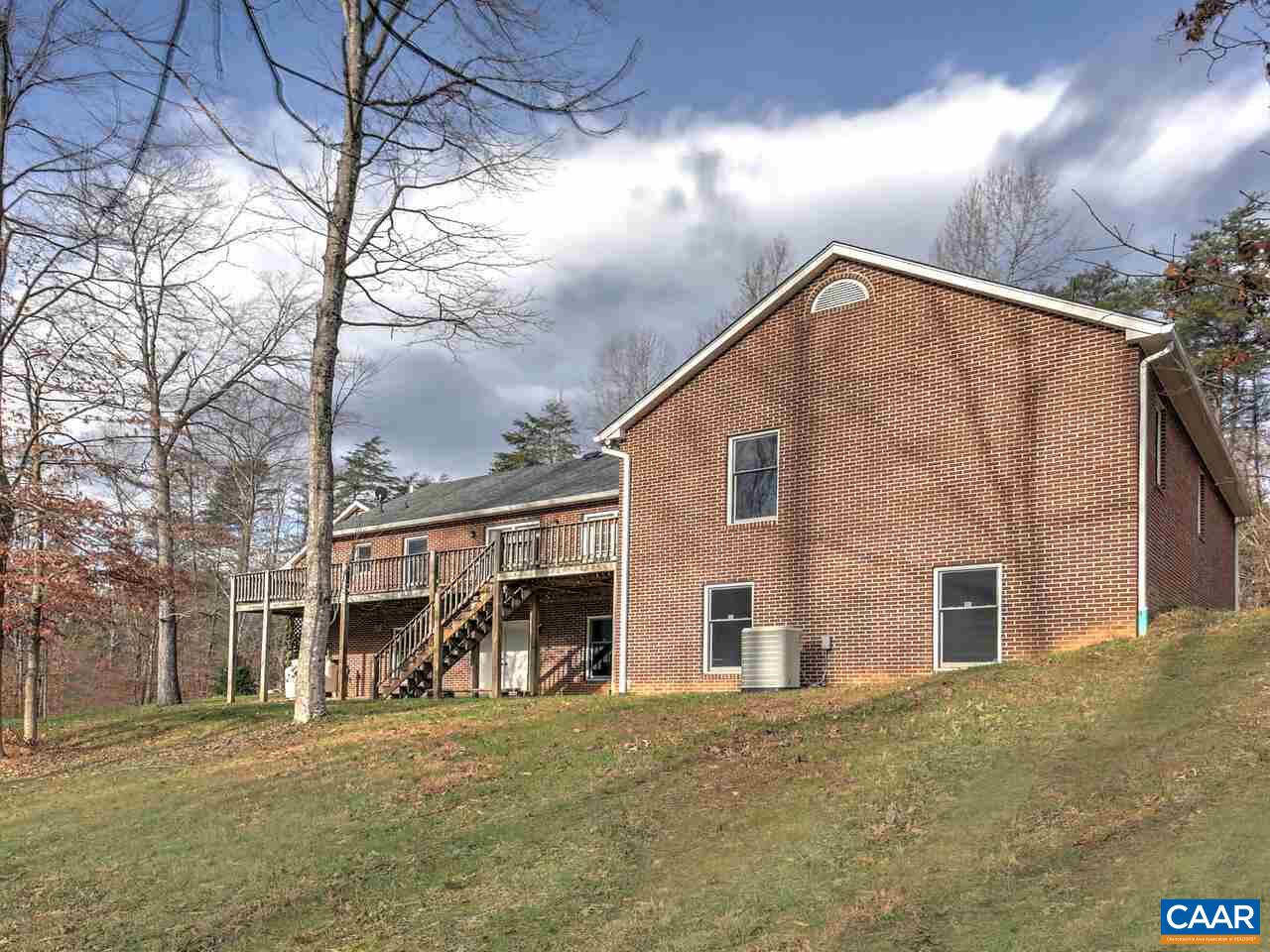 463 Broad Axe Road Charlottesville, VA 22903 - Photo 3 of 32 Gallery Image 3