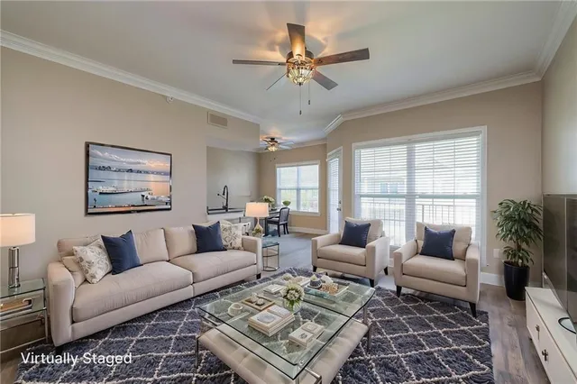 $235,000 | 11614 Tomahawk Creek Parkway, Unit I, Leawood, KS 66211