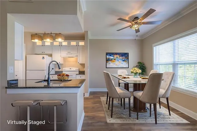 $235,000 | 11614 Tomahawk Creek Parkway, Unit I, Leawood, KS 66211