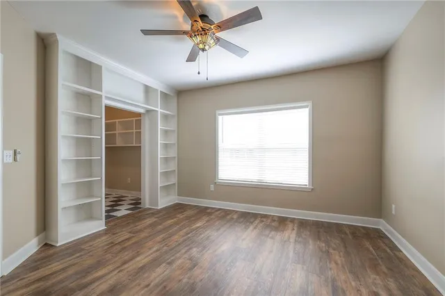 $235,000 | 11614 Tomahawk Creek Parkway, Unit I, Leawood, KS 66211