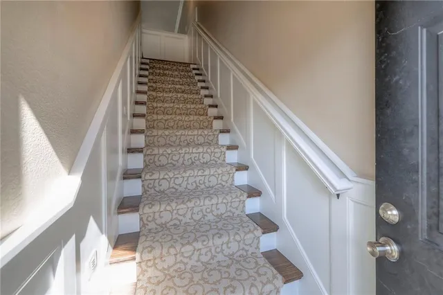 $235,000 | 11614 Tomahawk Creek Parkway, Unit I, Leawood, KS 66211