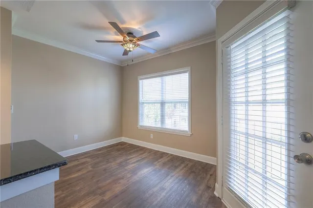 $235,000 | 11614 Tomahawk Creek Parkway, Unit I, Leawood, KS 66211