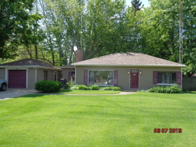 636 Chippewa Road Benton Harbor, MI 49022 - Photo 2 of 31 DSC06183
